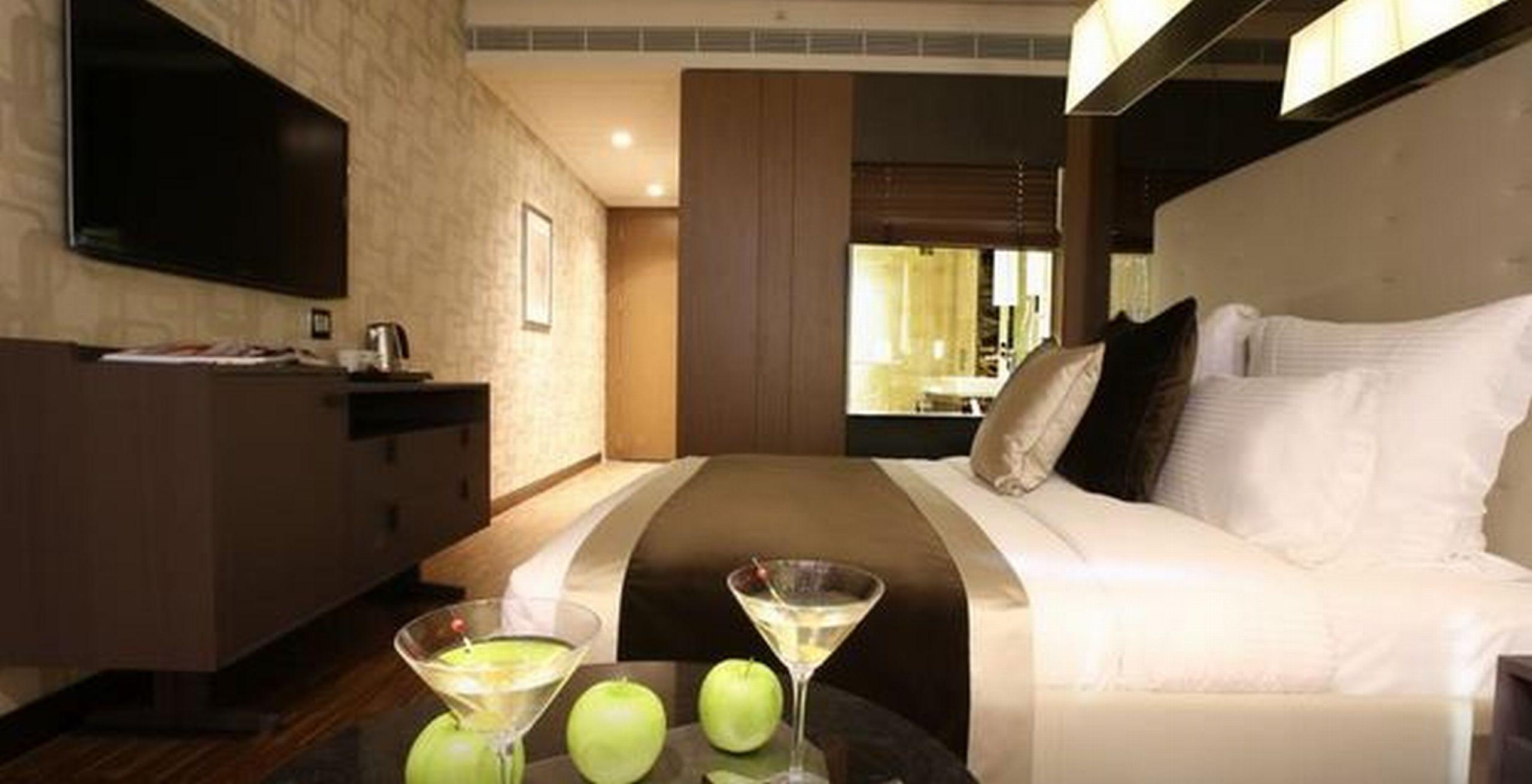 Hotel Lancaster Plaza Beyrouth Extérieur photo Deluxe Room