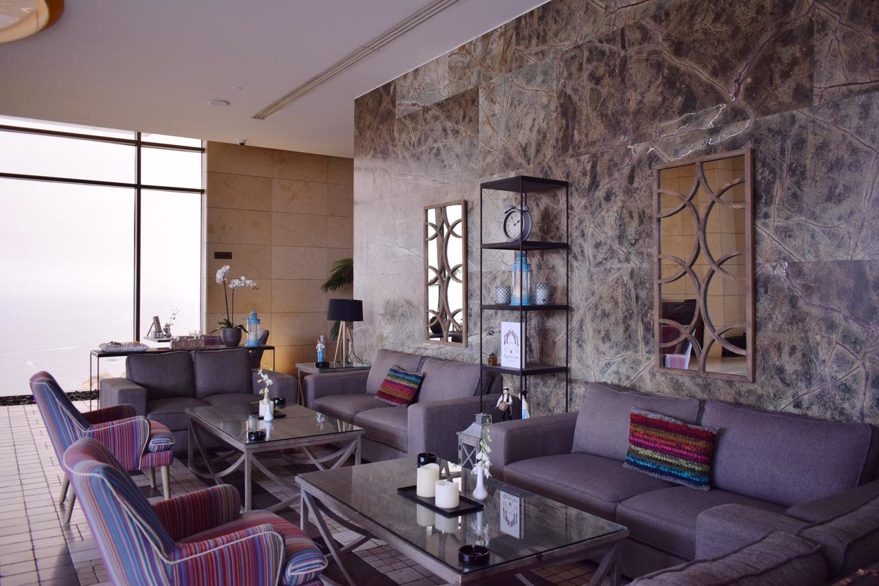 Hotel Lancaster Plaza Beyrouth Extérieur photo The interior of the lounge