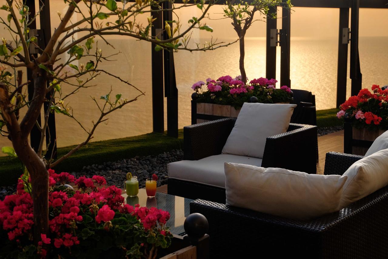 Hotel Lancaster Plaza Beyrouth Extérieur photo The Spa at The Westin