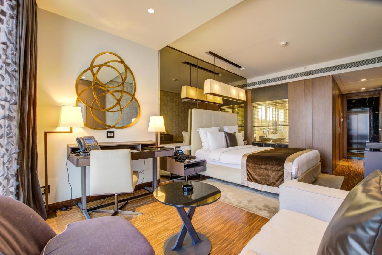 Hotel Lancaster Plaza Beyrouth Extérieur photo Suite at the Park, Hyderabad